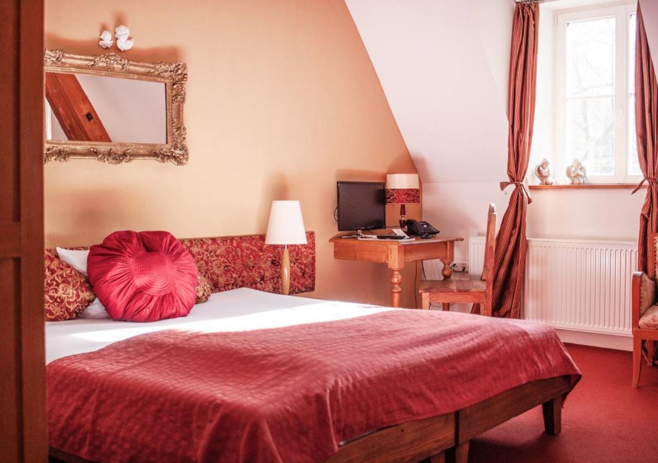 Naturschlosshotel Blumenthal Aichach Quarto foto